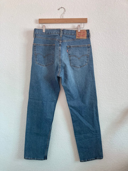 Levi's Stars ~ 33x32