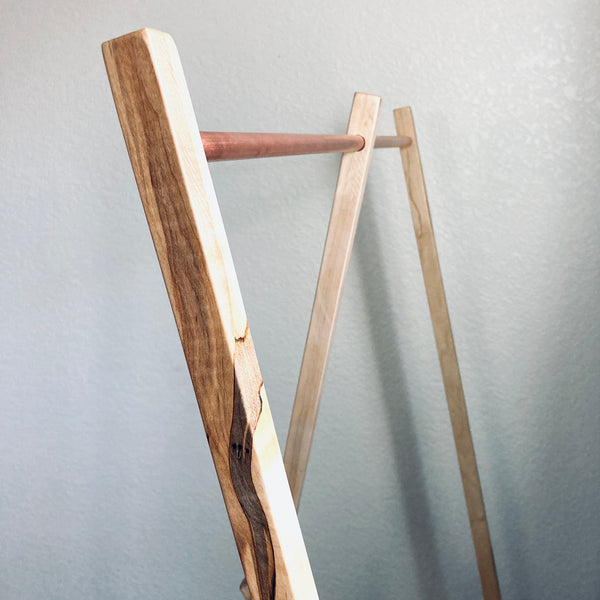 Collapsible Clothing Rack Build Plans
